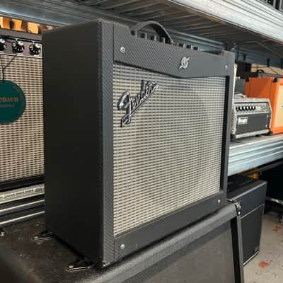 Fender Mustang Ii image 1