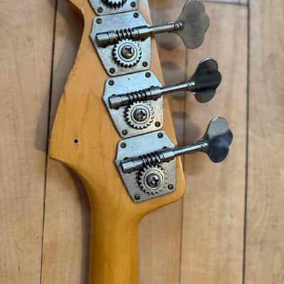 1982 Fender JV '62 Jazz Bass  Sunburst Lacquer image 6