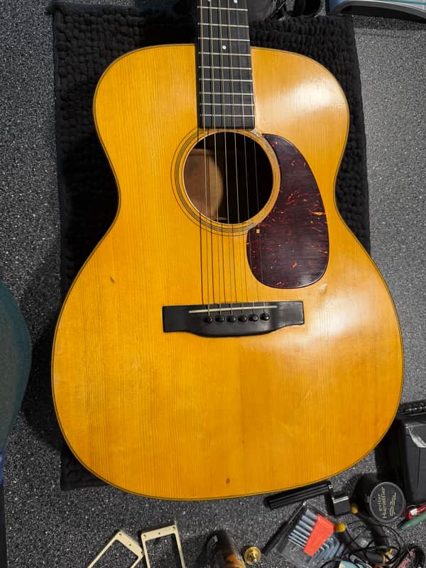 Martin OM-18