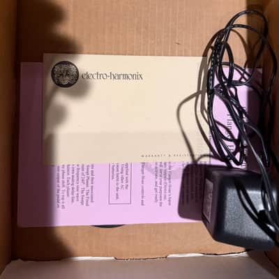 With box/ power supply/ most all inserts Electro-Harmonix Flanger Hoax Phaser / Flanger Modulator 2010s - Blue / Purple image 7