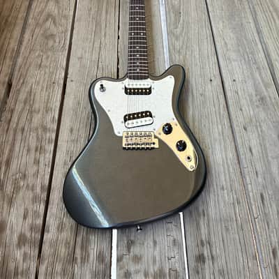 Squier Paranormal Super-Sonic 2020 - Graphite Metallic limited edition electric guitar image 4