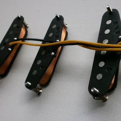 Stratocaster Guitar SET A4 HOT Bridge 15kOhm Custom Strat Pickups Hand Wound by Q pickups Fit Fender image 3