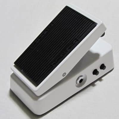 Used Dunlop CBM105Q Cry Baby Mini Bass Guitar Wah Effects Pedal CryBaby image 2