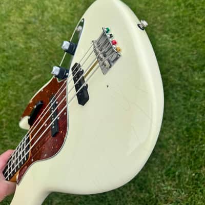 Fender Custom Shop 1961 Jazz Bass Closet Classic Custom Shop 2012 - Artic White Nitro (Relic Checking) image 15