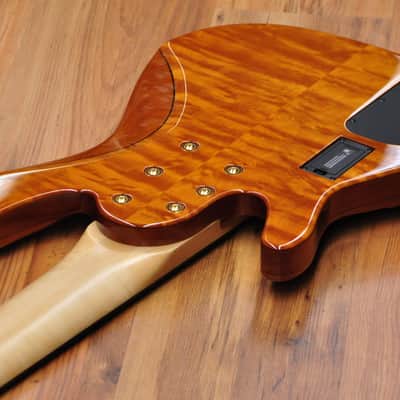 Yamaha TRB JP2 John Patitucci - Amber image 16