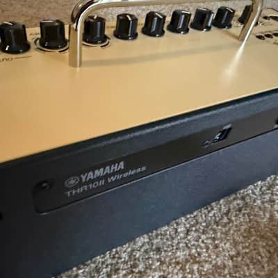 Yamaha THR10II-WL 20-Watt 2x3" Wireless Stereo Digital Modeling Guitar Combo 2019 - Present - Tan image 2