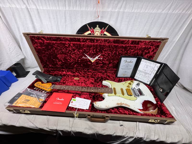 Fender USA Custom Shop Limited Edition White Lightning Stratocaster FR HSS 22 Guitar with COA + Case 2023 - Olympic White top / Candy Apple Red bottom / Rosewood fingerboard