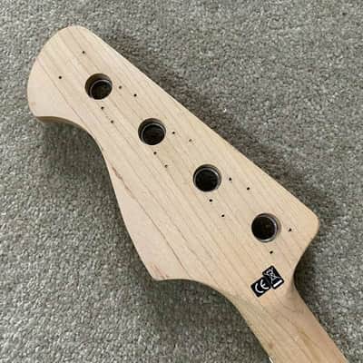 Harley Benton 4 String Jazz Bass Style Maple Neck, Rosewood 20 Frets Fingerboard image 10