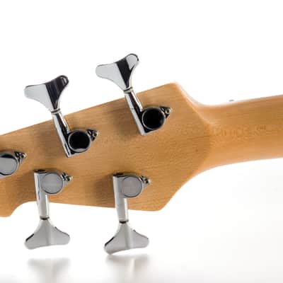 Peavey Milestone 5-String Electric Bass Guitar image 7