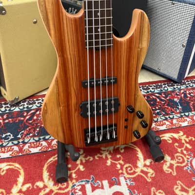 Sadowsky Masterbuild bass 5 21 mj Ltd 2024 image 2