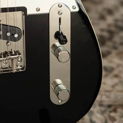 Squier Classic Vibe Baritone Custom Telecaster Electric Guitar - Black image 13