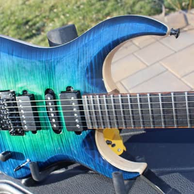 Skervessen Kallisti III 2015 Dragon burst image 12