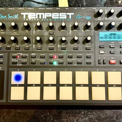 Dave Smith Instruments Tempest 6-Voice Drum Machine 2011 - 2018 - Black with Wood Sides