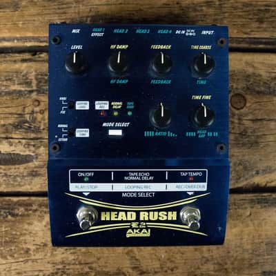 Akai E2 Headrush Delay/Looper | Reverb