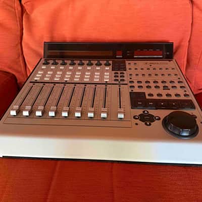 Mackie MCU PRO SILVER 2010 + MCU PRO XT (2) image 4