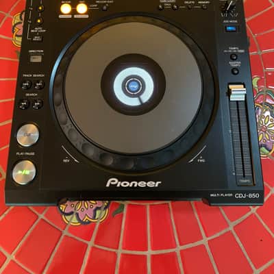 Pioneer CDJ-850 Mint - Used twice - Classic Deck! Black image 1