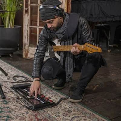 Zoom G11 Multi-Effects Processor For Guitarists image 8