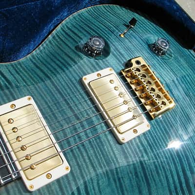 Paul Reed Smith PRS Artist V; Custom 22 Private Stock Package 2011 Blue Crab Blue image 11