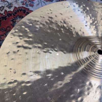 20" Paiste Signature Traditionals Medium Light Ride 2125gr (VIDEO) image 6