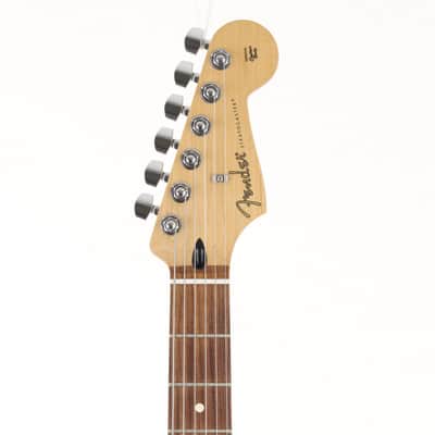 Fender Player Stratocaster with Pau Ferro FB in Sonic Red (2018) [MX18045311] (05/18) image 10
