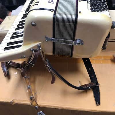 Vintage V.Galizi & Co. Accordion Stephen image 8