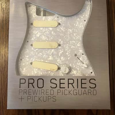 EMG DG20 David Gilmour Pre-Wired Strat Pickguard~W/Pearl~USA~OPEN BOX~New image 1