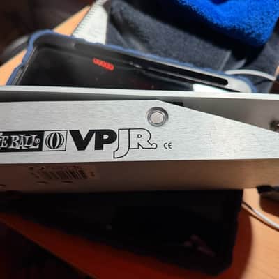 Ernie Ball VP JR Volume Pedal - Silver/Black image 1
