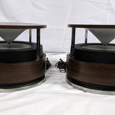 Pair Vintage 1968 Zenith Circle of Sound 8 in. Omni Directional SpeakersOmnidirectional image 1