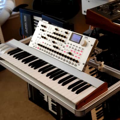 MUST SEE!!! KORG RADIAS KEYBAORD FULLY SERVICED AND IN AMAZING CONDITION!