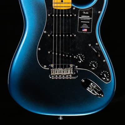 Fender American Professional II Stratocaster Dark Night Maple Fingerboard (331) image 3