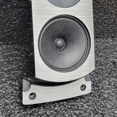 JBL HFRT425 Complete High Frequency Assembly for T425 Speaker image 1