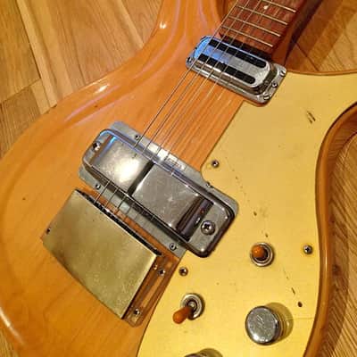 Rickenbacker Combo 850 1957 Mapleglo image 2