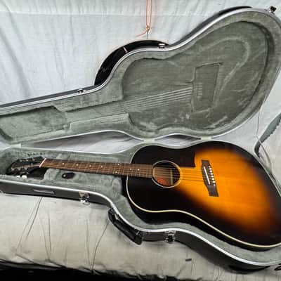 Epiphone J-45 j45 Acoustic Guitar with Road Runner Case 2021 image 1