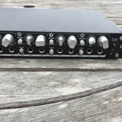 2000s SM Pro Audio D18E 8 Channel D.I. Box / Mixer image 3