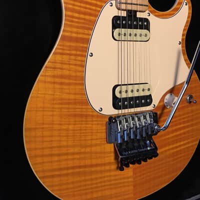Music Man  Axis image 1