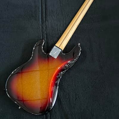 Fender  Limited Edition Player II Precision Bass  2025 - Sparkle 3-Color Sunburst / 9lbs. 4.0oz. #MX25053660 image 11