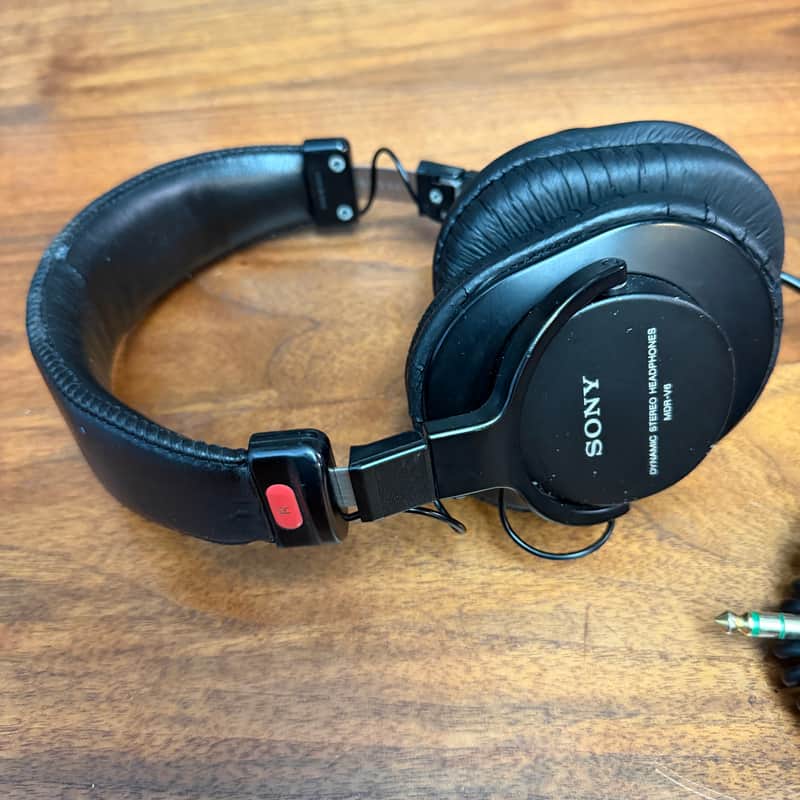 Sony MDR-V6 With New Earpads, Closed Back Studio Reference Headphones image 1