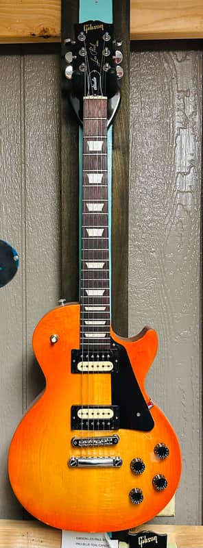 Gibson Les Paul Studio without Fretboard Binding 2019 - 2024 - Tangerine Burst image 1