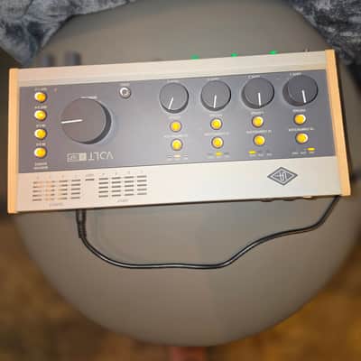 Universal Audio Volt 476P USB-C Audio Interface 2022 - Present - Tan / Gray image 2