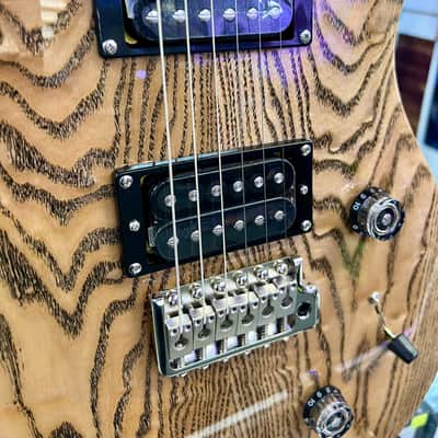 PRS SE Custom 24 Exotic Swamp Ash Burl Top, 85/15 “S” Humbuckers with Bag image 3
