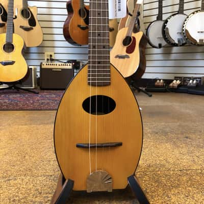 Magic Fluke USA Adirondack Spruce Top Flea Mandolin Amber w/Padded Gig Bag image 1