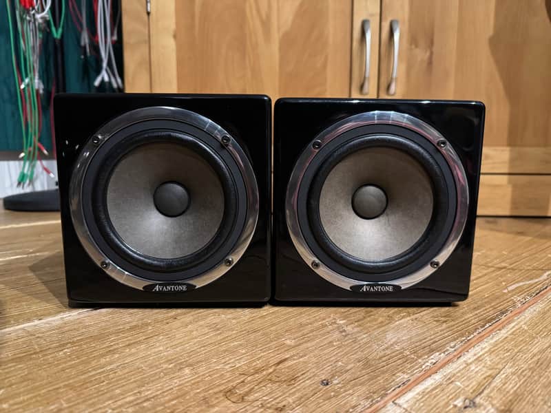 Avantone Pro Active MixCubes (Pair) 2011 - Present - Black image 1