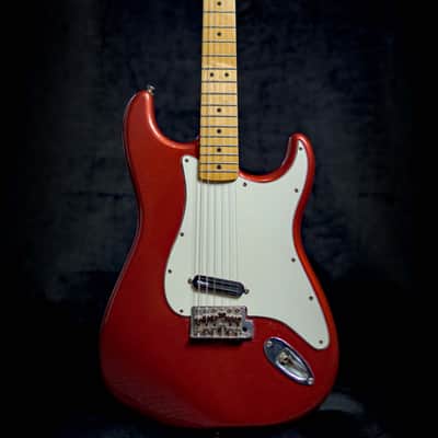Fender Stratocaster (Standard) Candy Apple Red - 2011 image 4
