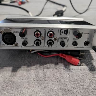 Native Instruments Audio 8 DJ Interface and Multicore Cables image 3