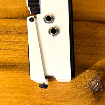 BOSS NS-2 "NOISE-SUPPRESSOR" Guitar Effects Pedal image 5