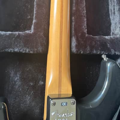 Fender Sub-Sonic Baritone Stratocaster American HSS Black - 2001 image 18