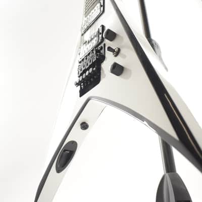Jackson JS Series JS32 King V with Amaranth Fretboard 2023 White with Black Bevels image 7