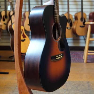 Martin Road Series OMC-10E Modern Acoustic-electric Guitar 1935 Sunburst w/Softshell Case image 2