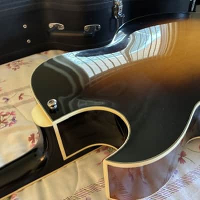 Eastman AR371CE-SB Hollow body Archtop 2014 w '57 Humbucker Pickup-- Sunburst, Absolutely Minty*MINTY* image 12