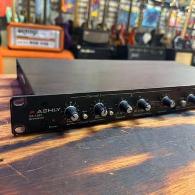 Ashly 2000's Grey Gray XR-1001 Stereo 2-Way / Mono 3-Way Crossover image 2